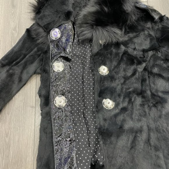 Solleciti Black fur short jacket - Picture 8 of 12